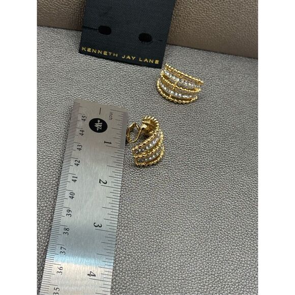 Vintage Kenneth J Lane Gold Clip Earrings - Picture 5 of 5